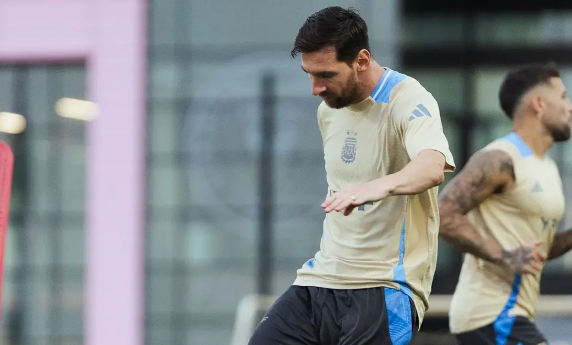 Lionel Messi entrenando con la selección Argentina. (FOTO: AFA - Selección Argentina)