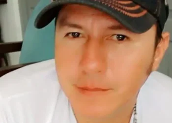 Fue apuñalado varias veces/RRSS