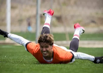 Patricio Rodríguez en el entrenamiento con Bolívar. (FOTO: Club Bolívar)