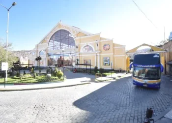 La Terminal de La Paz atenderá con normalidad en el feriado. Foto: GAMLP