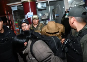 Las dos personas que fueron aprehendidas/APG
