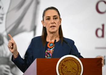 La presidenta mexicana rechazó la amenaza de Perú/AFP