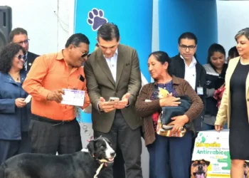 El presidente Rodrigo Paz participó del evento de presentación de la campaña. Foto: Ministerio de Salud.