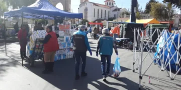 El personal municipal fue desplegado en inmediaciones del Cementerio General. Foto: AMUN.