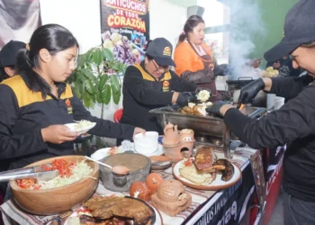 Sumaq lanza el primer circuito de comida callejera en La Paz y El Alto. FOTO: RRSS