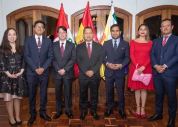 El diplomático Elvis Ojeda se despide de Bolivia