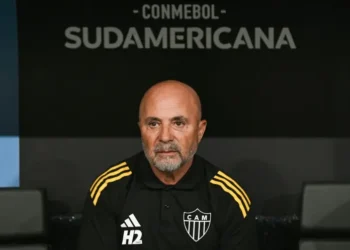 El entrenador argentino Jorge Sampaoli, el 28 de octubre de 2025 en Belo Horizonte. (FOTO: AFP)