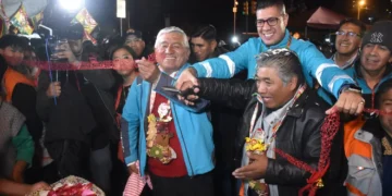 Autoridades estuvieron presentes en la inauguración oficial. Foto: GAMLP.