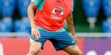 El atacante Richarlison en una práctica de la Selección de Brasil (AFP)