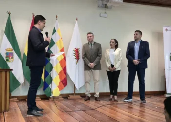 Las nuevas autoridades de la cartera de Medio Ambiente. Foto: DTV.