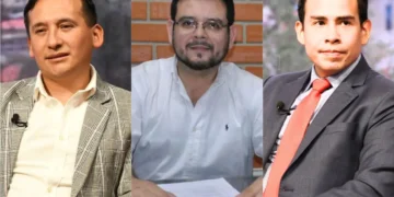 Los analistas Omar Velasco, Jorge Akamine y Mauricio Vizcarra en Piedra, Papel y Tinta de La Razón.