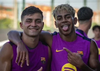 Pedri y Lamine Yamal en el FIFPRO World XI. (FOTO: FC Barcelona)