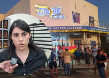 La viceministra Barrientos denunció el cobro elevado de luz. Foto: JC Noticias Trinidad.