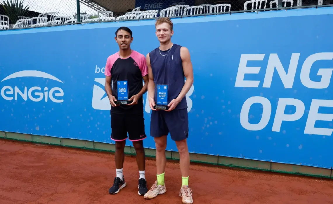 Boris Arias junto a Johannes Ingildsen conquista el título de dobles del Challenger de Florianópolis en Brasil.