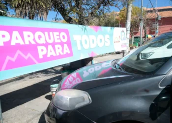 La Justicia determinó la suspensión de los paqueos tarifados. FOTO: GAMLP