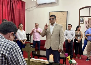 Rafael Saavedra jura como nuevo presidente del TDJ del Beni. (Foto: TDJ del Beni)