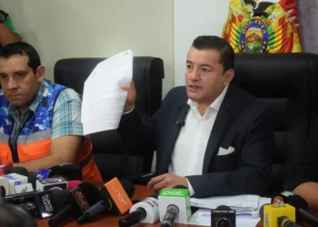 El alcalde cruceño Jhonny Fernández amenazó con aplicar sanciones/Alcaldía de Santa Cruz