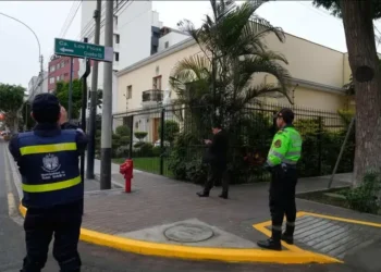 Se reforzó la vigilancia en la embajada de México en Lima/LaRepública