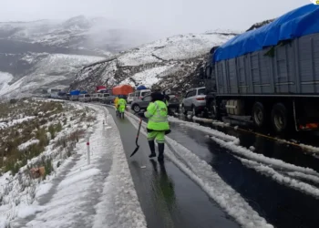 LA ABC realiza la limpieza de la carretera/ABC