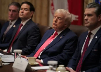 Trump se durmió durante la reunión de gabinete del martes/AFP