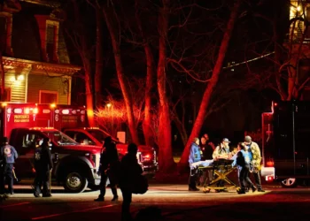 Los equipos de emergencia acudieron al lugar/AFP