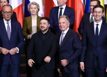 Zelenski se reunió con el delegado de Trump y los líderes de la UE/AFP