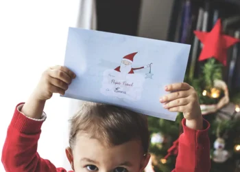 Los niños podrán mandar sus cartas en las agencias de Correos. Foto: YouTube.