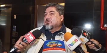 El senador Edgar Zegarra de Libre.
