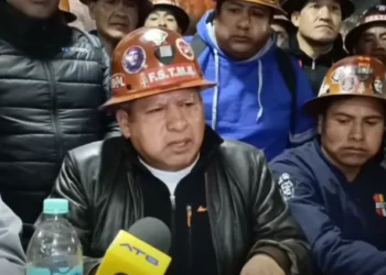Ampliado de trabajadores mineros