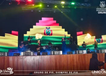 Talentosos artistas fueron parte del evento. Foto: Gobernación de Oruro.