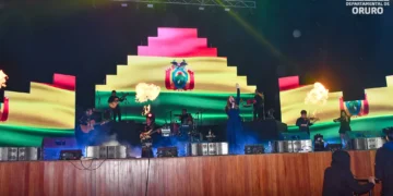 Talentosos artistas fueron parte del evento. Foto: Gobernación de Oruro.