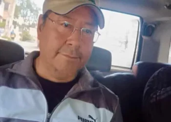 El expresidente Luis Arce es conducido a la FELCC.