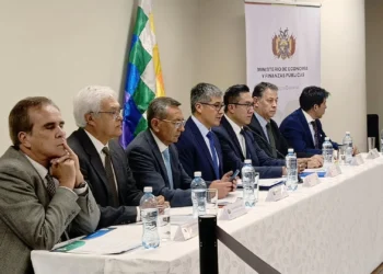 El ministro Gabriel Espinoza se refiere a la situación con el GAFI. Foto: Ministerio de Economía.