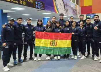 Representante bolivianos de karate de los Juegos Bolivarianos de Lima y Ayacucho.
