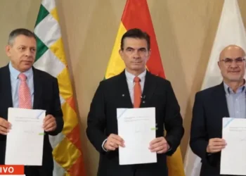 El presidente Rodrigo Paz promulgó la ley. Foto: Captura Btv.