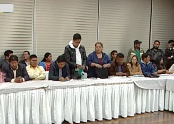 Los sectores que firmaron el Pacto Nacional por el Desarrollo de la Patria. Foto: Captura Bolivia Tv.
