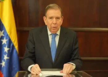 El líder opositor venezolano Edmundo González se dirige a su país.