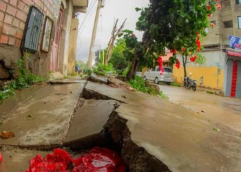 Las calles de la OTB Nuevo Amanecer está agrietadas/Margen Noticioso