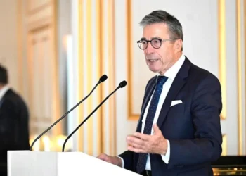 El exjefe de la OTAN Anders Fogh Rasmussen, cuestionó la postura de Trump/RRSS Rasmussen