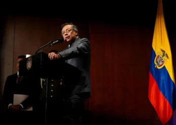 Petro rechazó la oferta de un acuerdo nacional del ELN/RRSS Petro