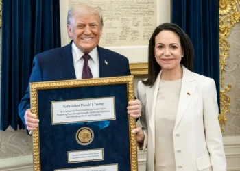 María Corina Machado le entyreg´po la medalla del Nobel de la paz a Trump/Casa Blanca