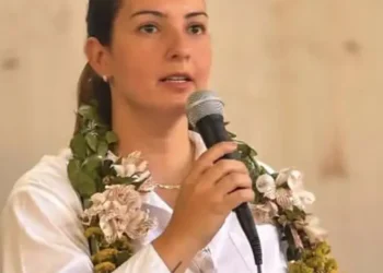 La exdiputada Laura Rojas, utilizó un pasaporte diplomático/RRSS