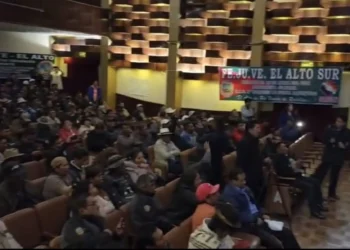 Reunión de la Fejuve de El Alto con el Concejo Municipal. FOTO: Captura Fabiola Furuya