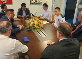 El vicepresidente Edmand Lara se reúne con representantes supraestatales en Panamá.