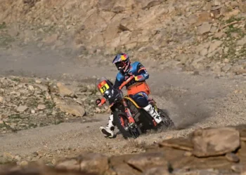 El español Canet sigue haciendo historia en el Dakar. (FOTO: AFP)