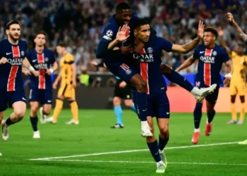 El marroquí Achraf Hakimi abrió el marcador en la final de la Champions-2025. (FOTO: AFP)