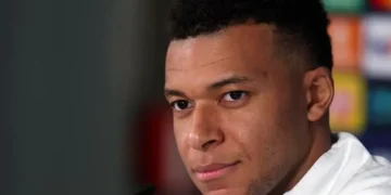 Kylian Mbappé destacó que todo el equipo tiene la culpa del mal momento que pasaron la última semana tras los abucheos contra Vinicius. (FOTO: AFP)