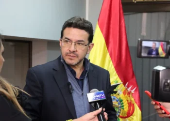 El presidente de la ABC, Ernesto Farfán, en conferencia de prensa. FOTO: Ministerio de Obras