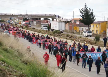 La marcha partió este sábado de la localidad de Calamarca. Foto: APG.