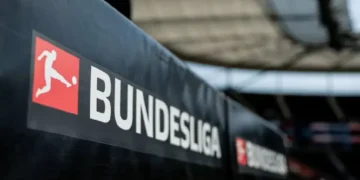 La DFL aplazó los duelos St. Pauli-Leipzig y Werder Bremen-Hoffenheim por razones de seguridad, debido a nevadas persistentes, pavimento resbaladizo y un fuerte temporal.. (FOTO: AFP)